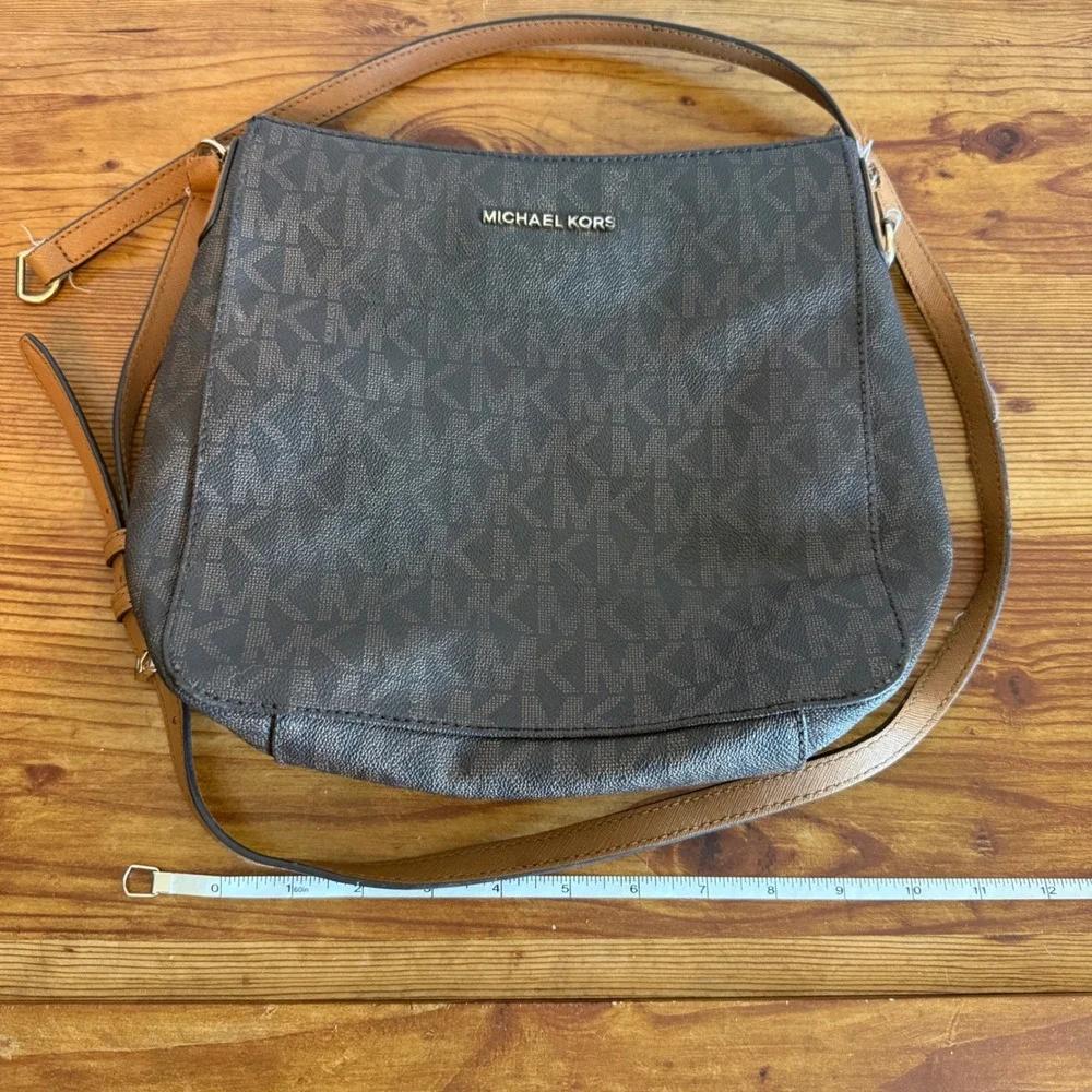 Michael Kors Signature Monogram Shoulder‎ Bag Brown Leather Broken Strap AS IS